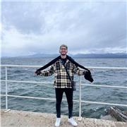 Profesor titulado en inglés, con experiencia de dos años, paciente, te ayudo con acompañamiento constante para que no te pierdas en la materia